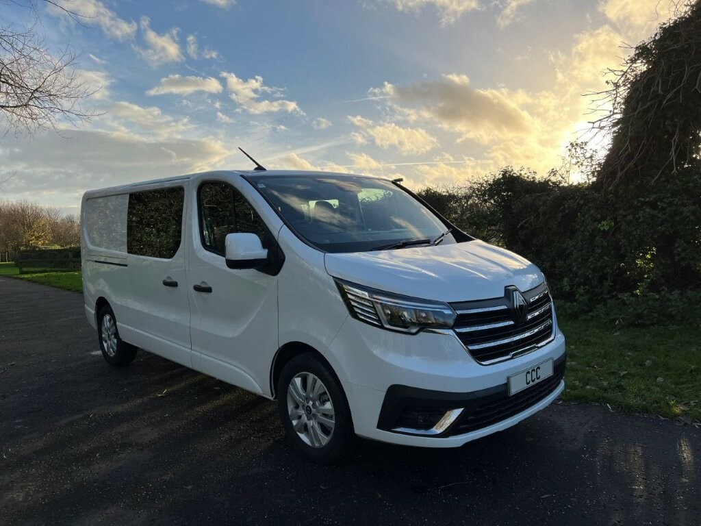 Renault Trafic 2.0 Dci Blue Ll30 Extra Double Cab 150 L2h1 - 6 White