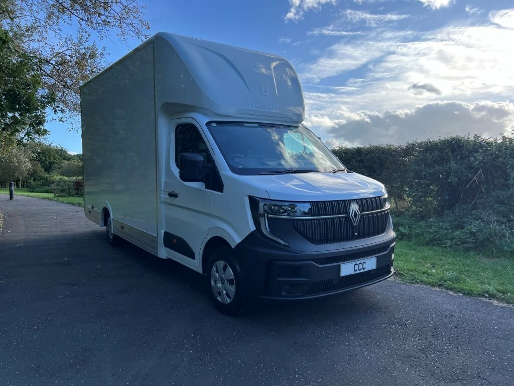 Renault Master 2026 Ll35 Dci Advance Fwd Low Loader 150 4.5M White