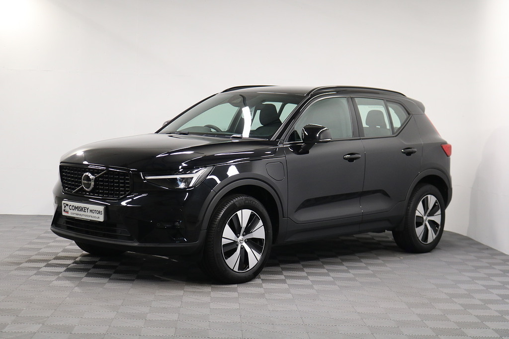 Volvo XC40 H T4 Plus Black #2