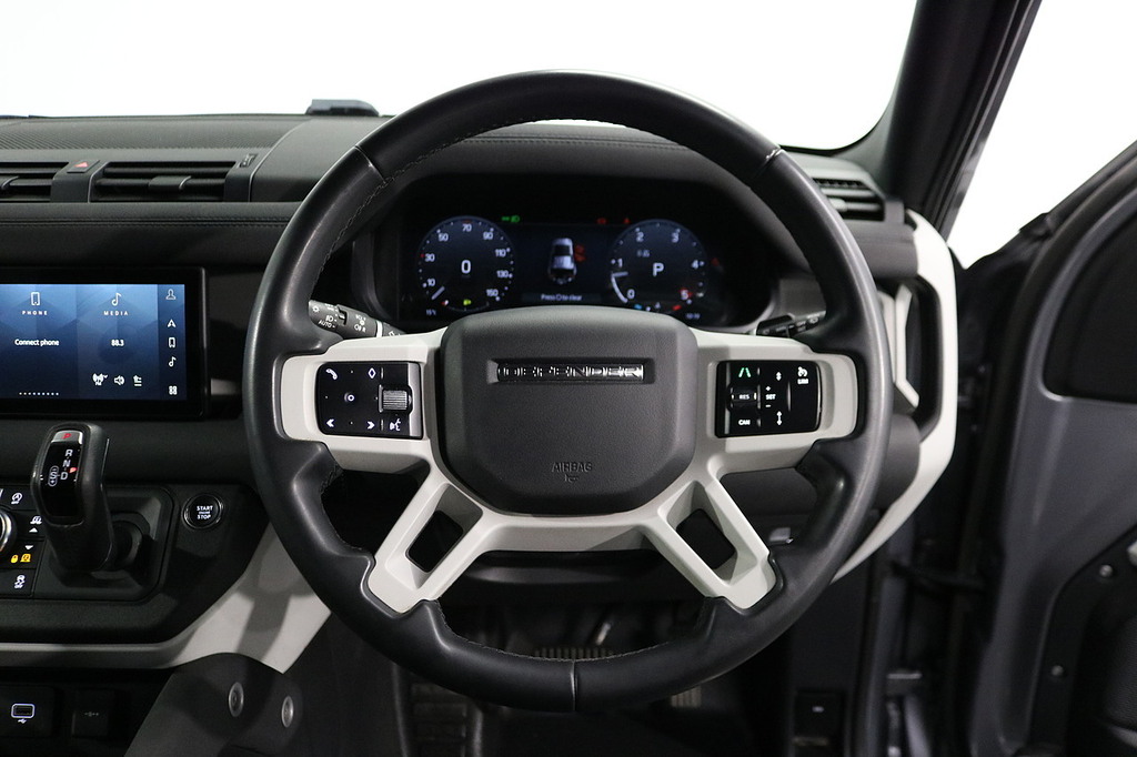 Land Rover Defender 110 Defender Se D Mhev Black #18