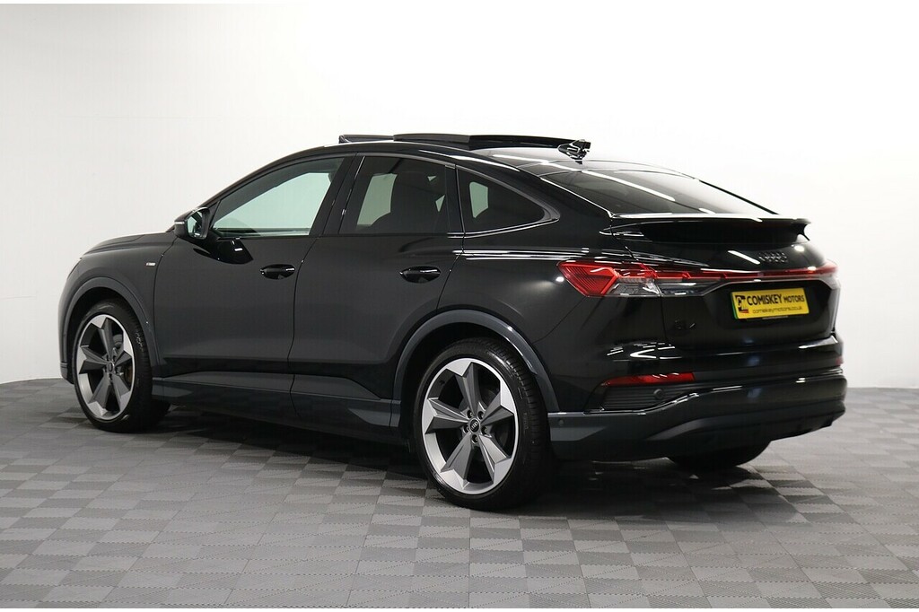 Audi Q4 E Tron Black Edition Black #4