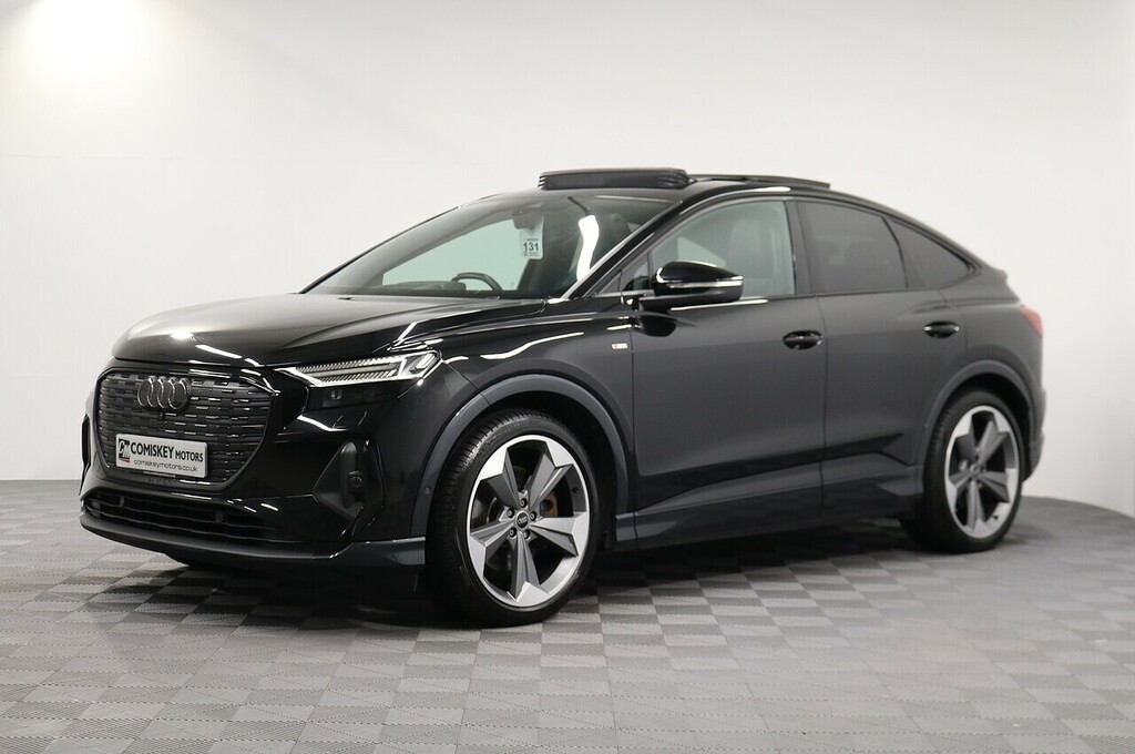 Audi Q4 E Tron Black Edition Black #3