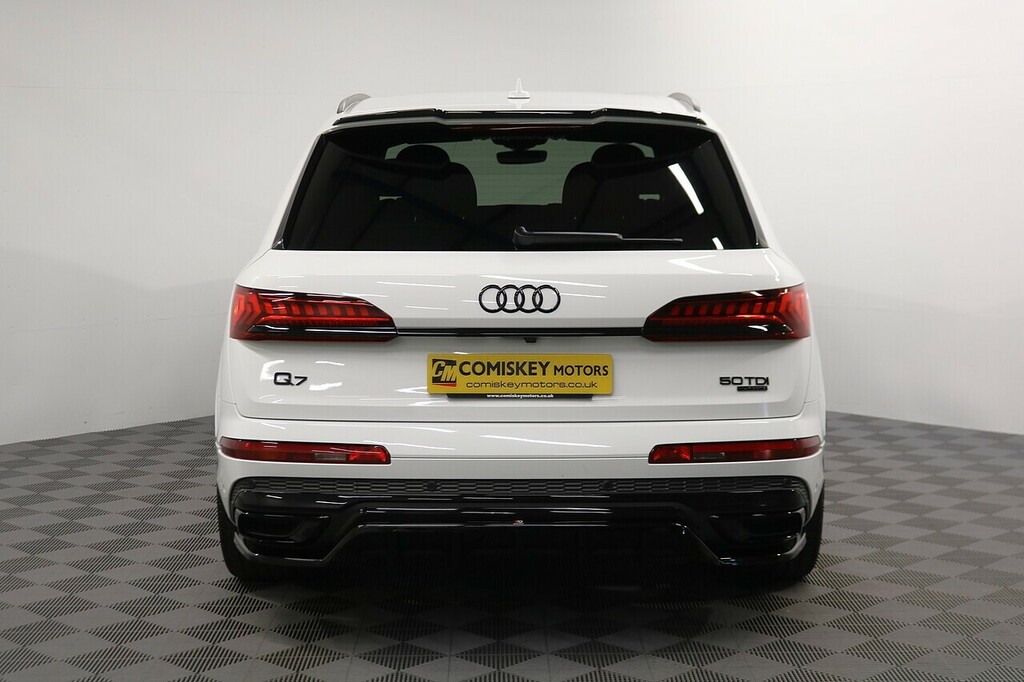 Audi Q7 Tdi V6 Black Edition White #5