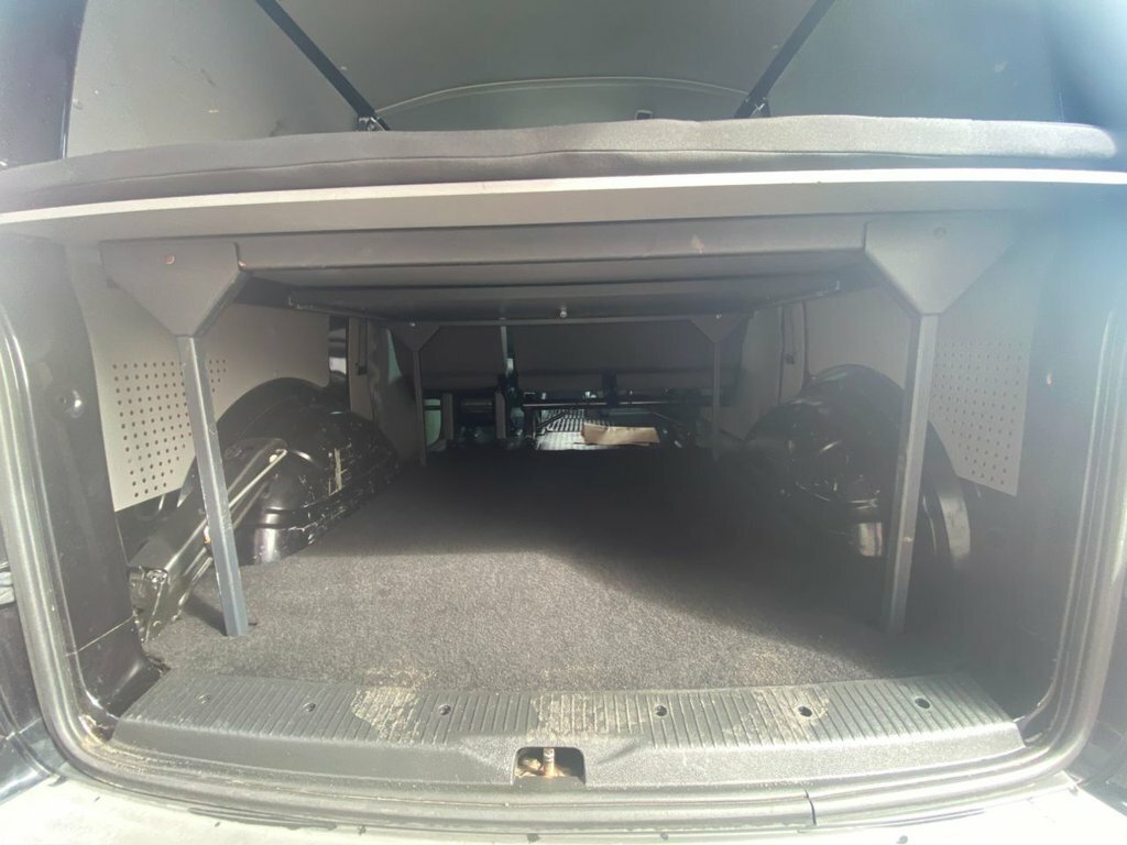Volkswagen Transporter 2L T28 Highline Black #23