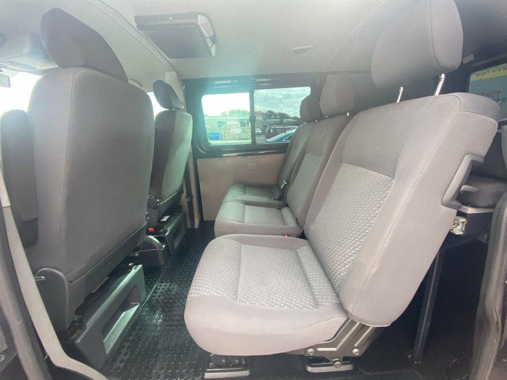 Volkswagen Transporter 2L T28 Highline Black #17