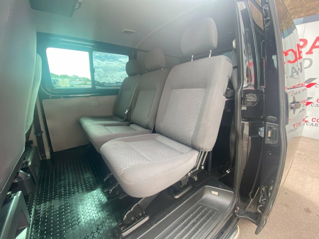 Volkswagen Transporter 2L T28 Highline Black #16
