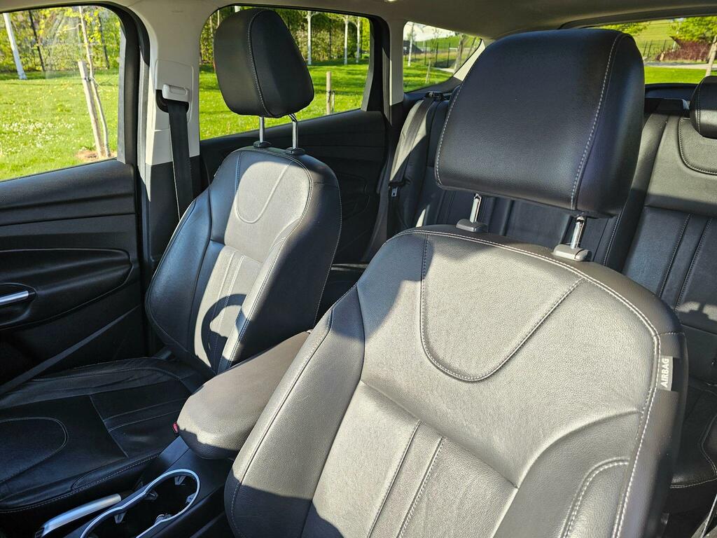 Ford Kuga 2.0 Tdci Titanium X Suv Awd Black #30