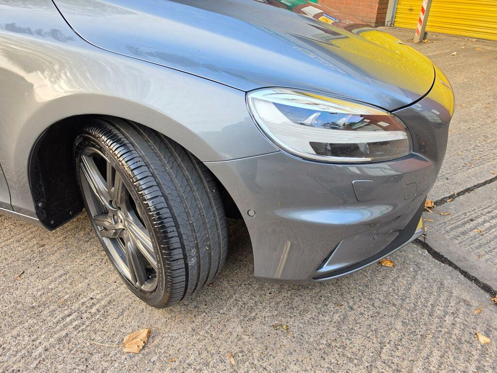 Volvo V40 2.0 D2 R-design Pro Euro 6 Ss Silver #15