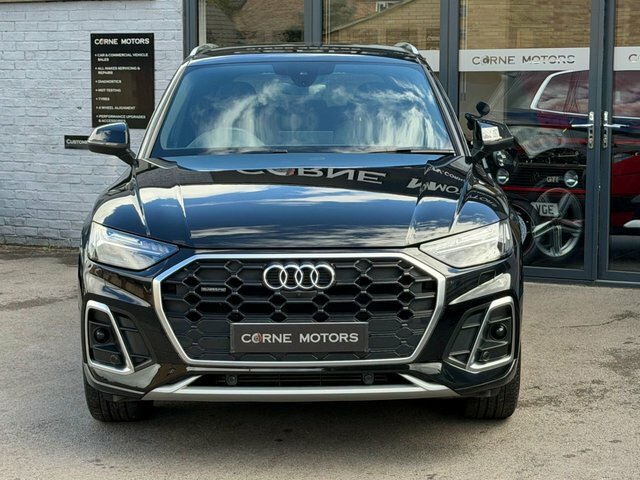 Audi Q5 S-line 45 Tfsi 2.0 Black #3