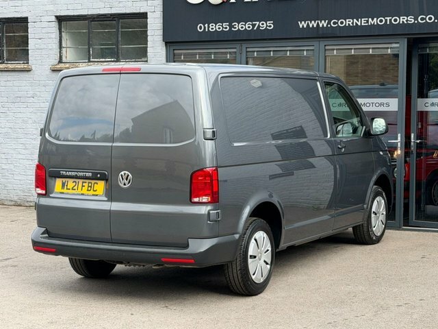 Volkswagen Transporter T32 Pv Base 110 Bhp Grey #10