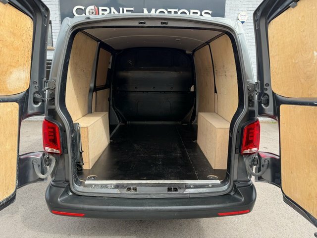 Volkswagen Transporter T32 Pv Base 110 Bhp Grey #14