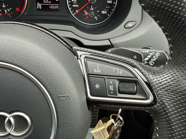 Audi Q3 1.4T Fsi Black Edition S Tronic  #30