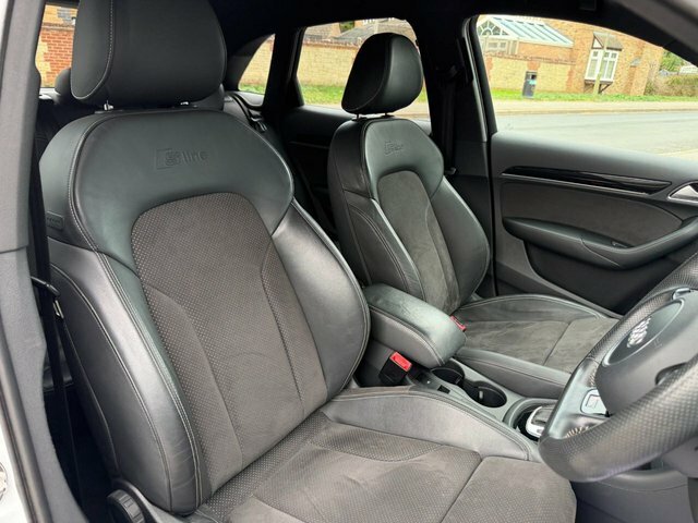 Audi Q3 1.4T Fsi Black Edition S Tronic  #18