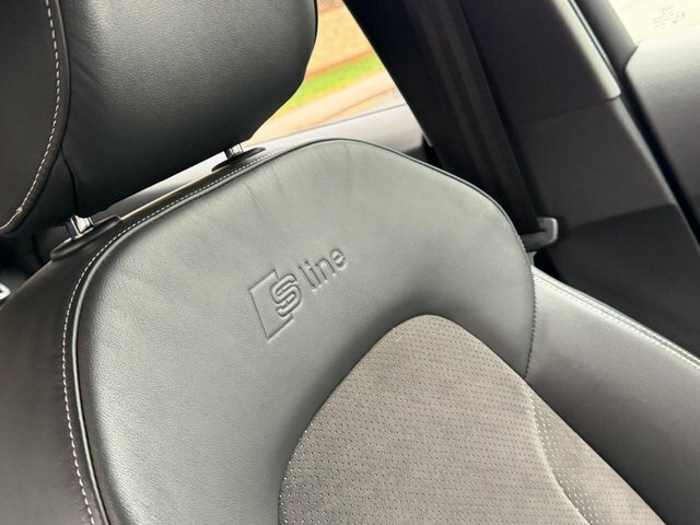 Audi Q3 1.4T Fsi Black Edition S Tronic  #34