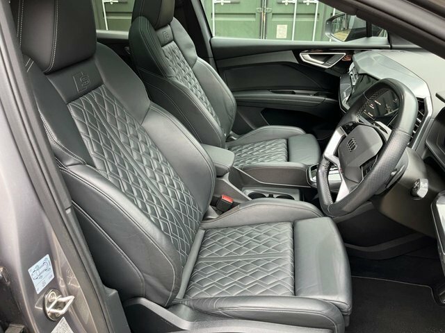 Audi Q4 E Tron 150Kw 40 82Kwh Sport Cs Blue #9