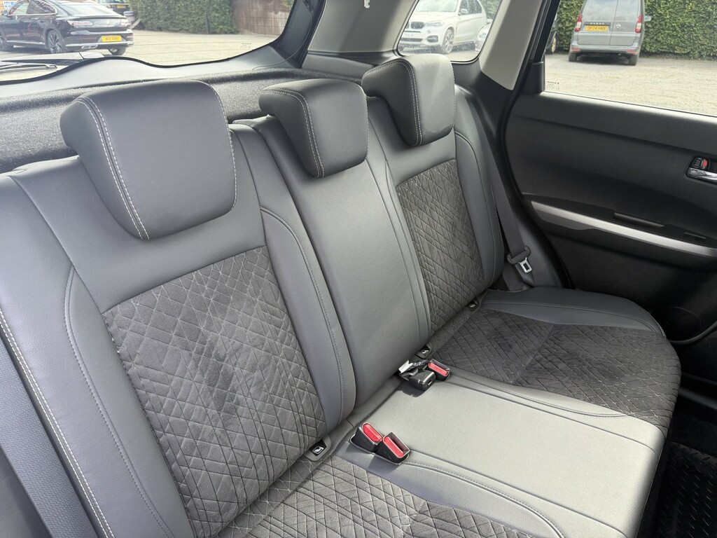 Suzuki Vitara Sz5 Boosterjet Allgrip Red #21