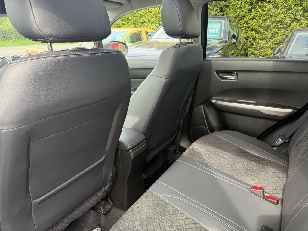 Suzuki Vitara Sz5 Boosterjet Allgrip Red #20