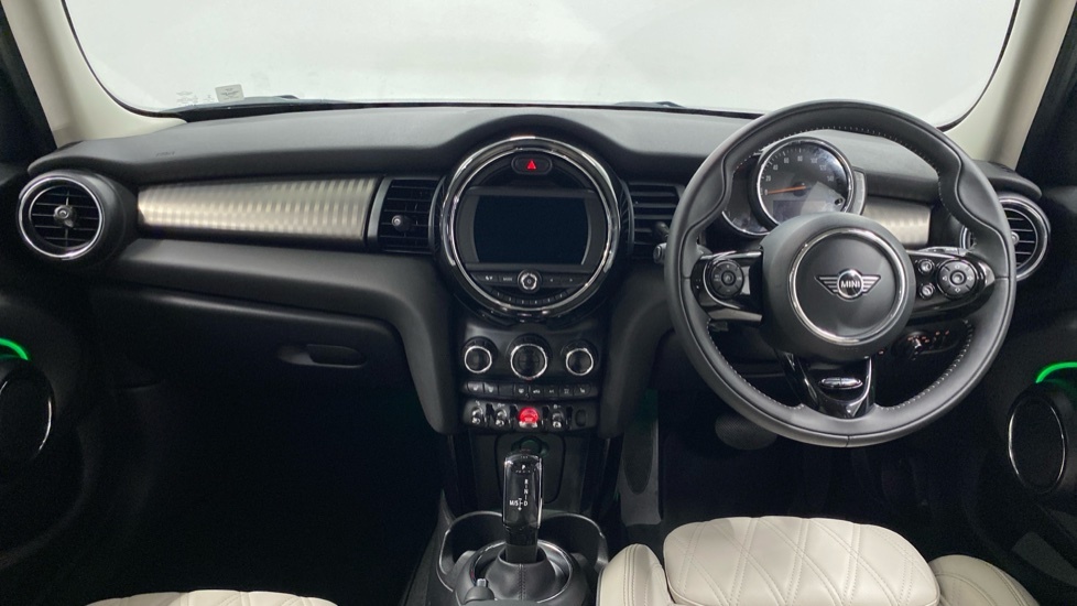 Mini Hatch 5-Door Hatch Cooper Exclusive Black #4