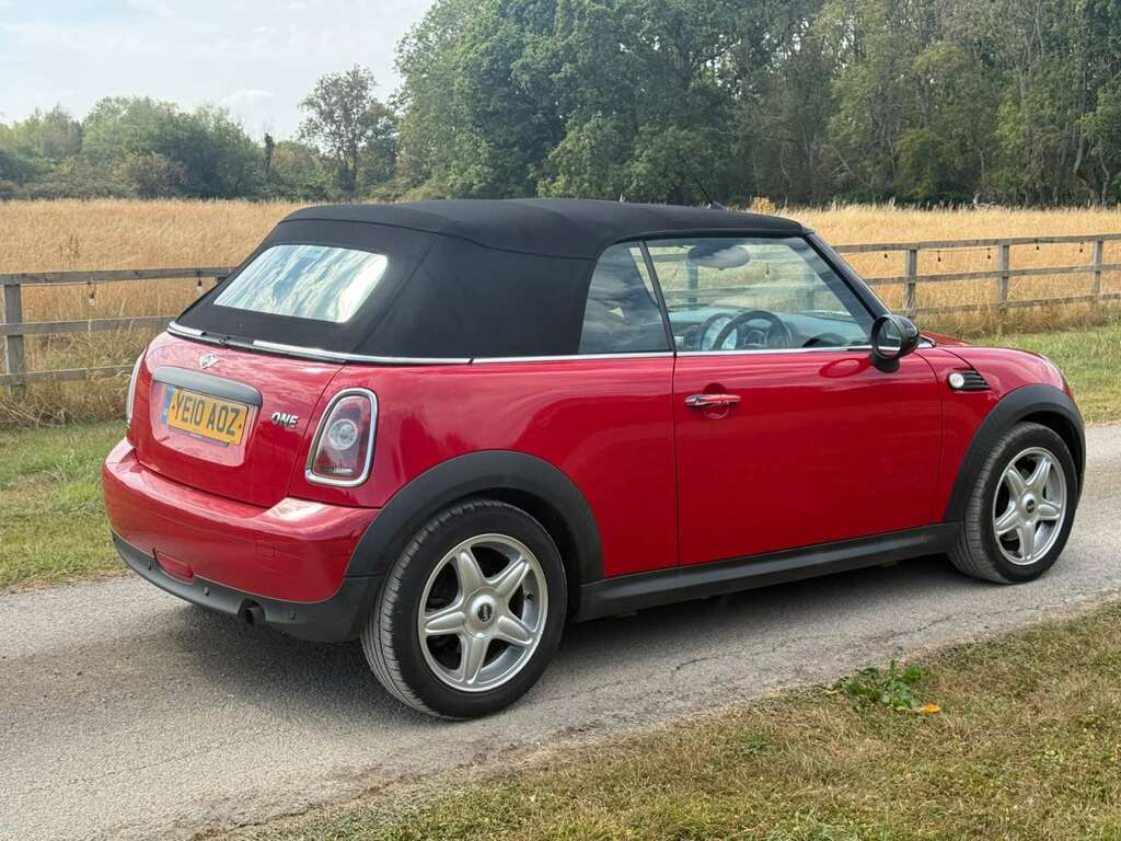 Mini Convertible 1.6 One Red #6