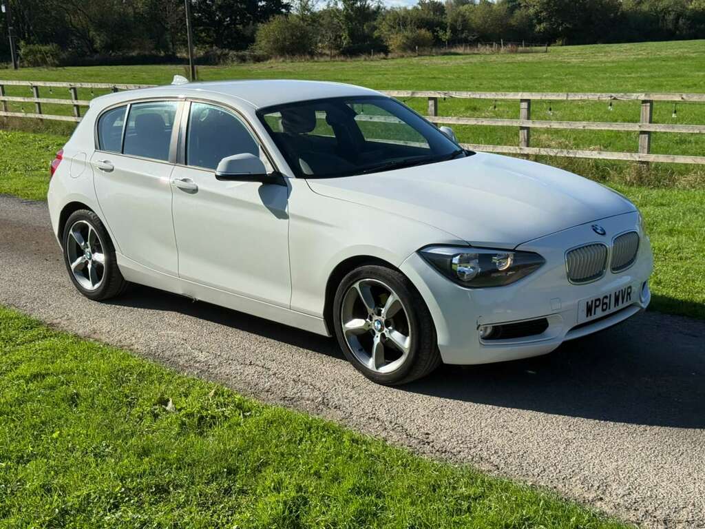 BMW 1 Series Sport White #6