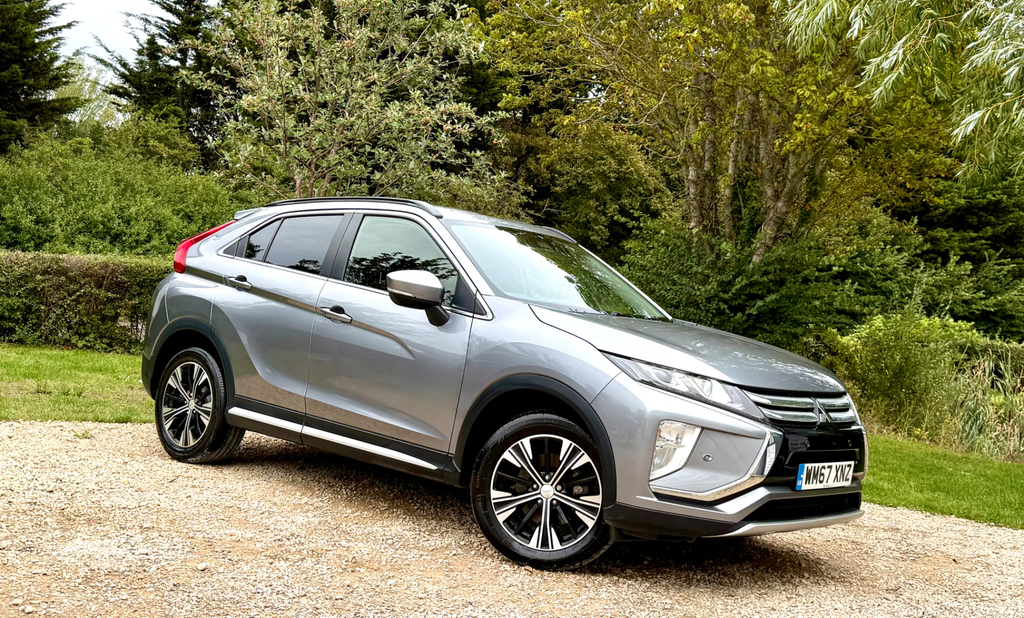 Mitsubishi Eclipse Cross 1.5T 3 Suv Cvt 4Wd Euro 6 Ss 163 Ps