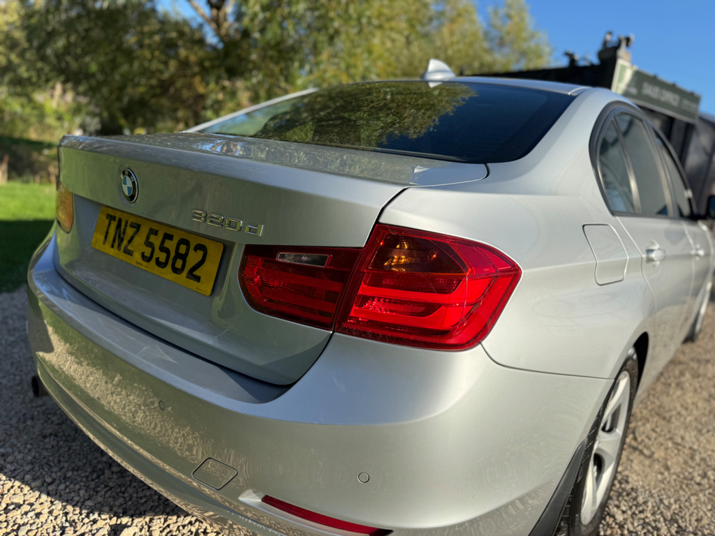 BMW 3 Series 3.0 325D Sport Plus Edition Coupe White #15