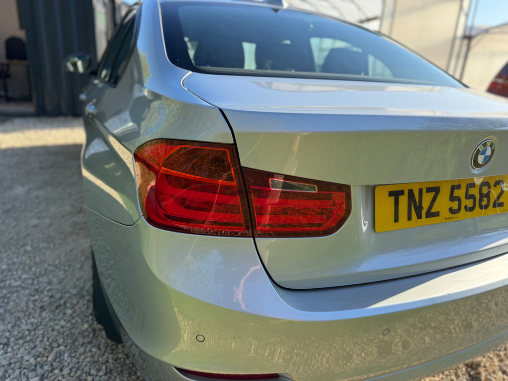 BMW 3 Series 3.0 325D Sport Plus Edition Coupe White #14