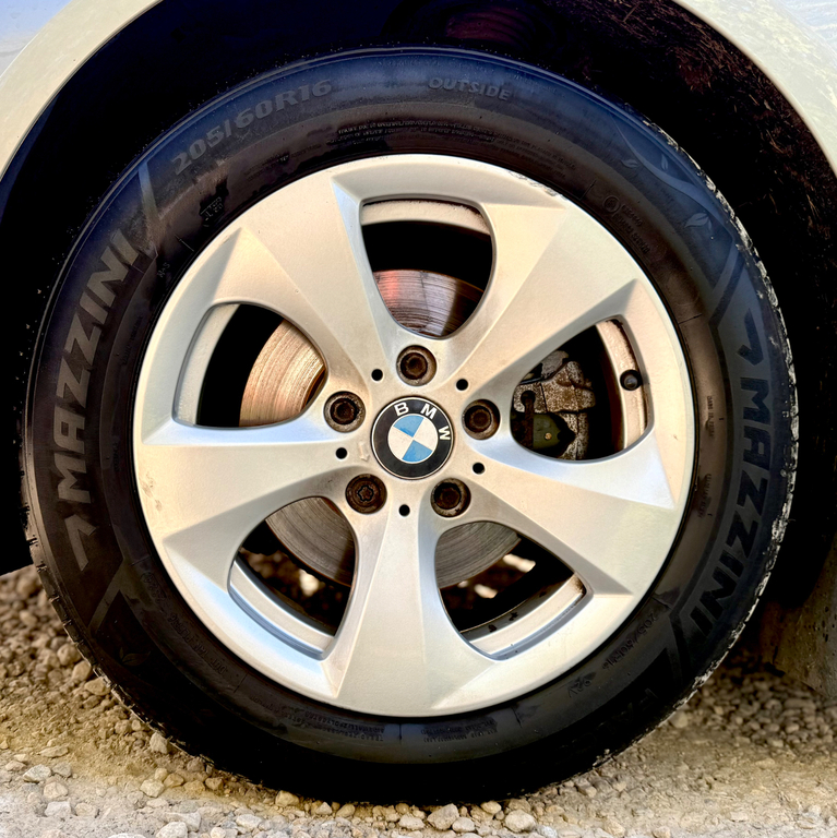 BMW 3 Series 3.0 325D Sport Plus Edition Coupe White #4