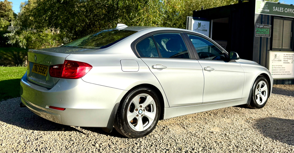 BMW 3 Series 3.0 325D Sport Plus Edition Coupe White #6