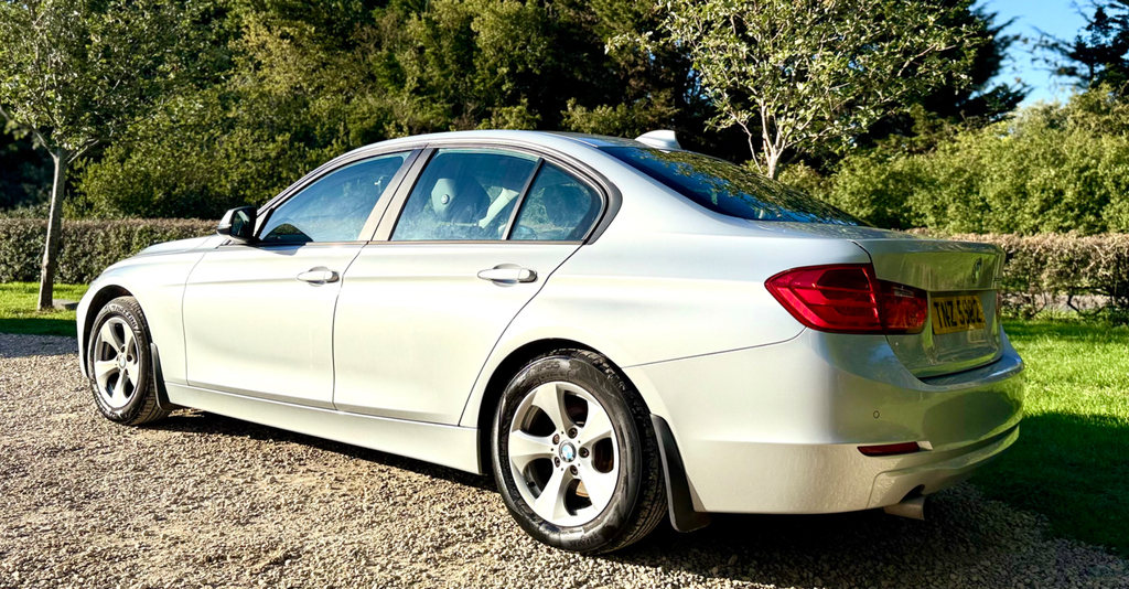 BMW 3 Series 3.0 325D Sport Plus Edition Coupe White #7