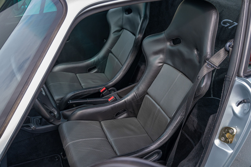 Porsche 911 993 Carrera 2 Coupe Blue #57