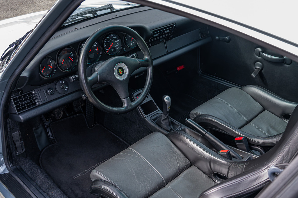 Porsche 911 993 Carrera 2 Coupe Blue #40