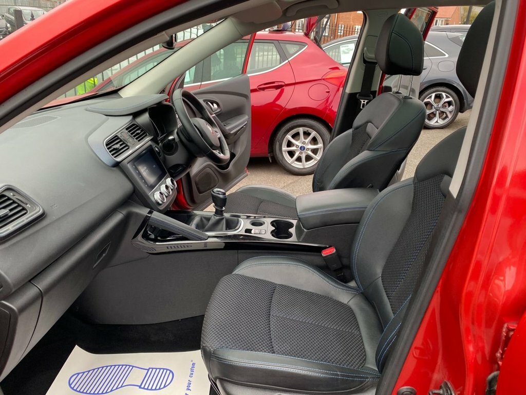 Renault Kadjar 1.3 L Gt Line Tce Red #12