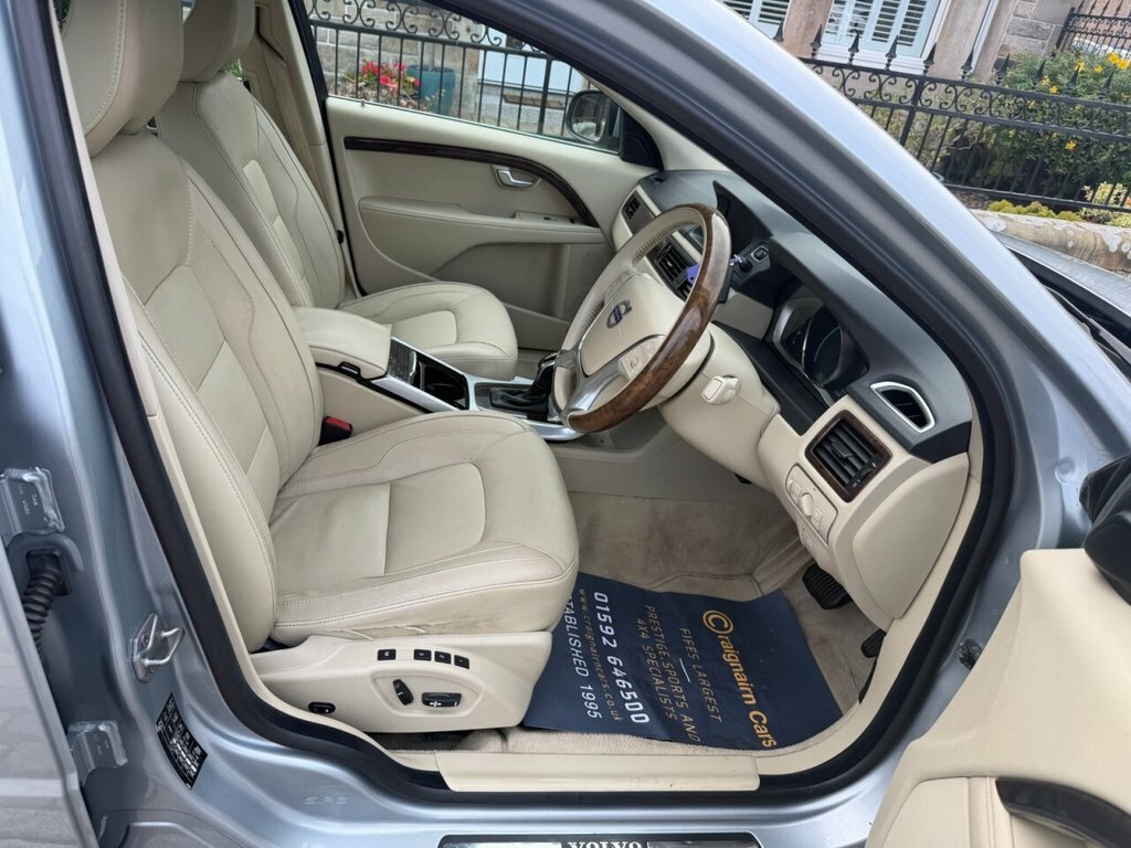 Volvo S80 Saloon Silver #2