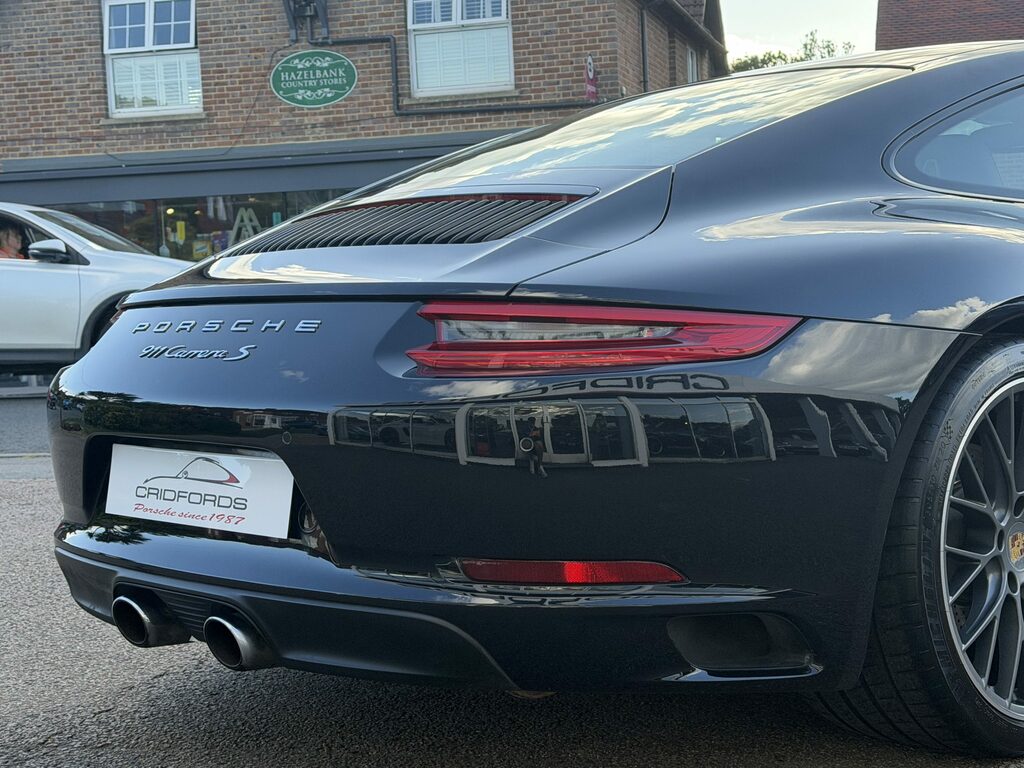 Porsche 911 3.0L Carrera S Pdk 420 Bhp Black #24