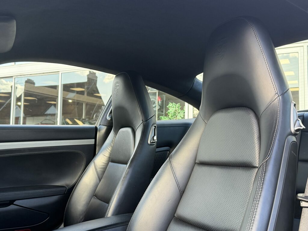 Porsche 911 Carrera S Black #3