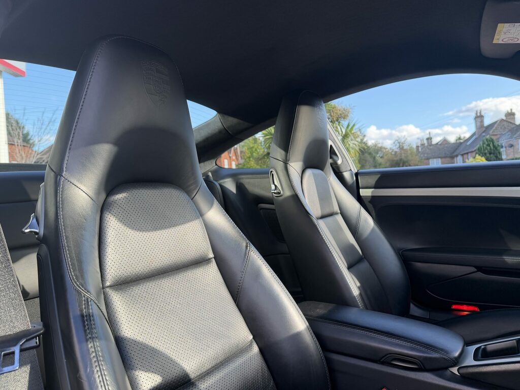 Porsche 911 Carrera S Black #5
