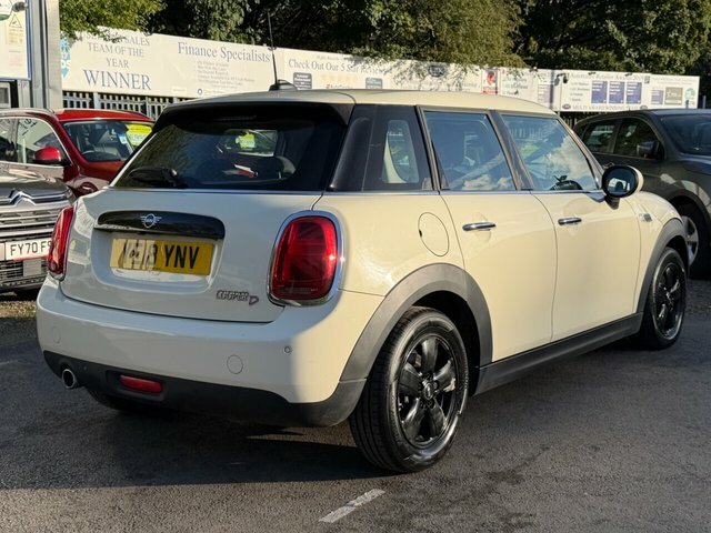 Mini Hatch 1.5 Cooper D Hatchback Euro 6 S White #4