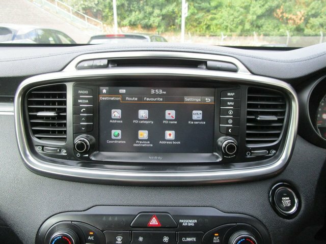 Kia Sorento 2.2 Crdi Kx-3 Isg 197 Bhp Silver #36