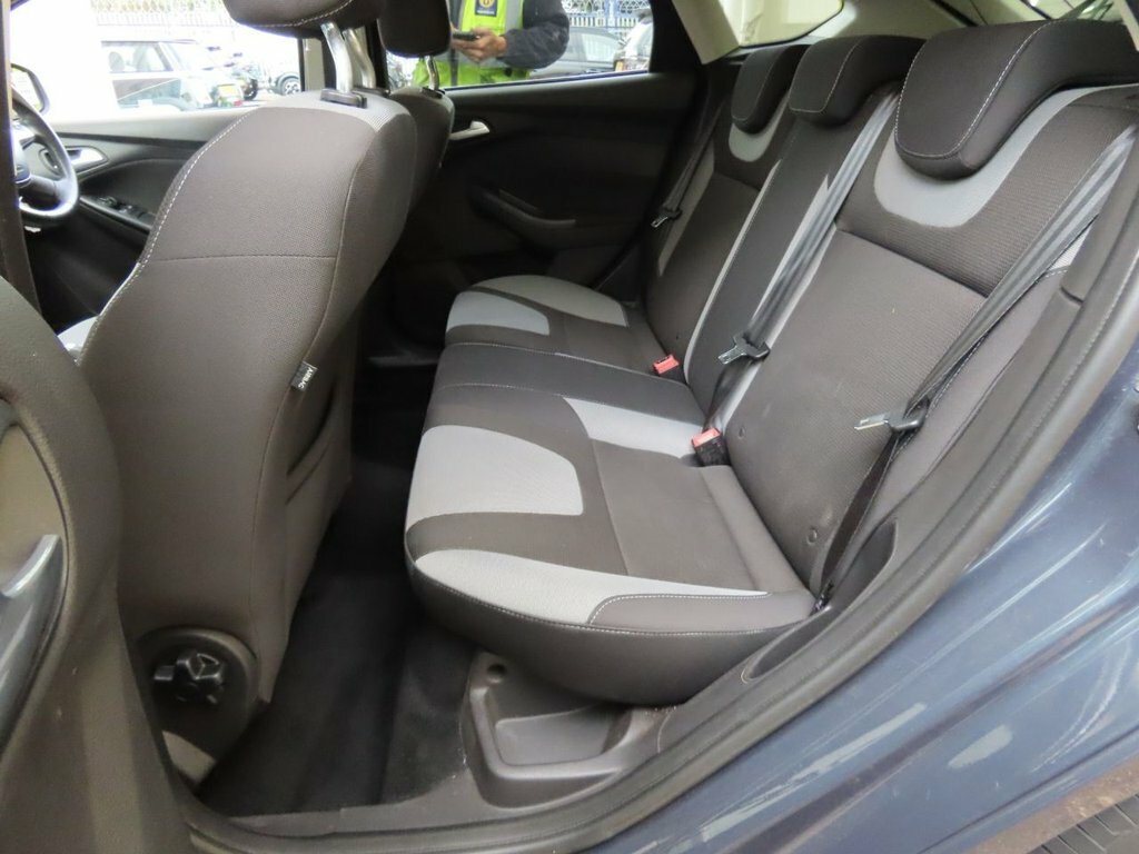 Ford Focus 2014 2.0T Ecoboost St-2 Hatchback Manua Blue #4