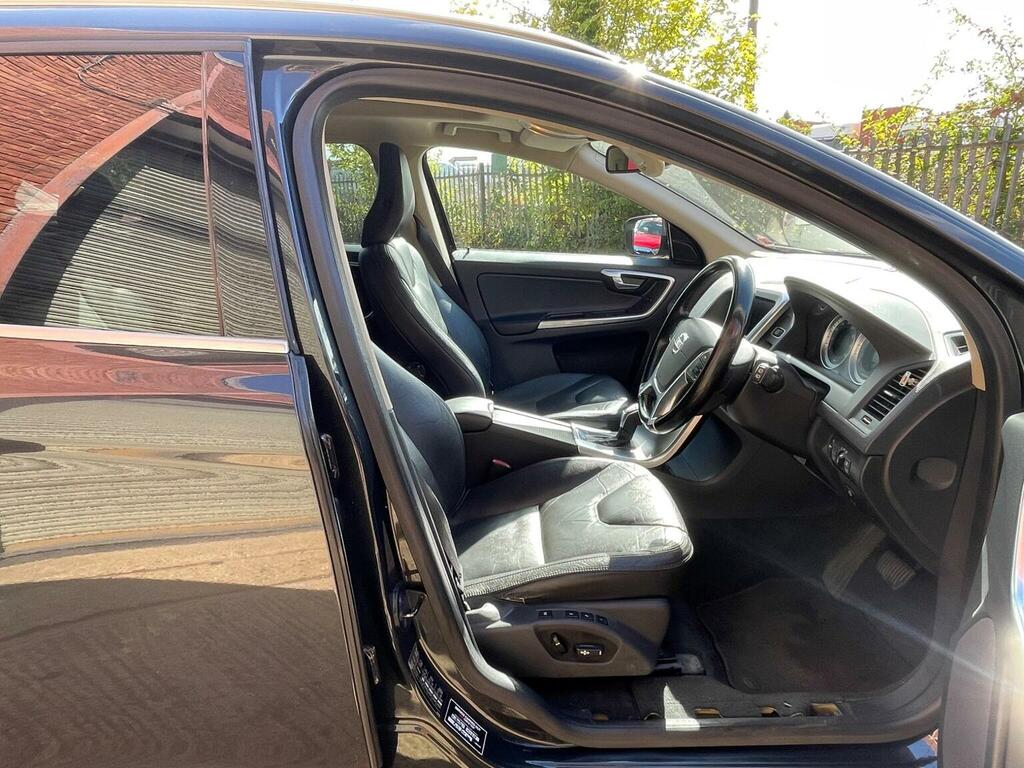 Volvo XC60 2.4 D5 R-design Awd 212 Bhp Black #18