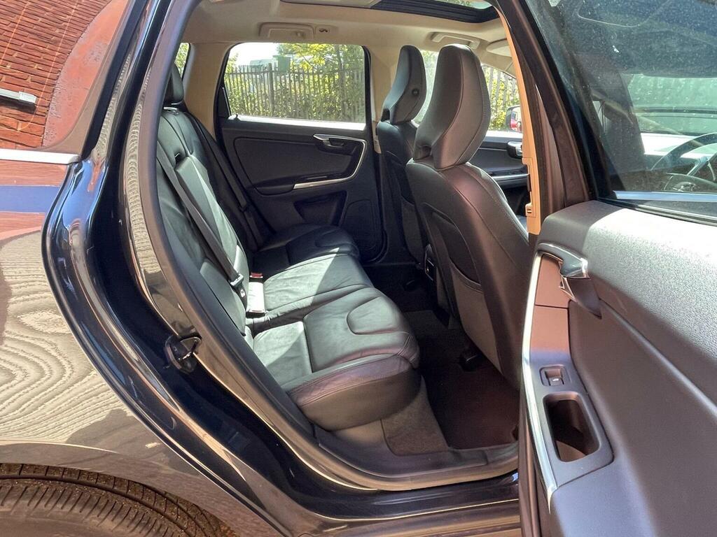 Volvo XC60 2.4 D5 R-design Awd 212 Bhp Black #16