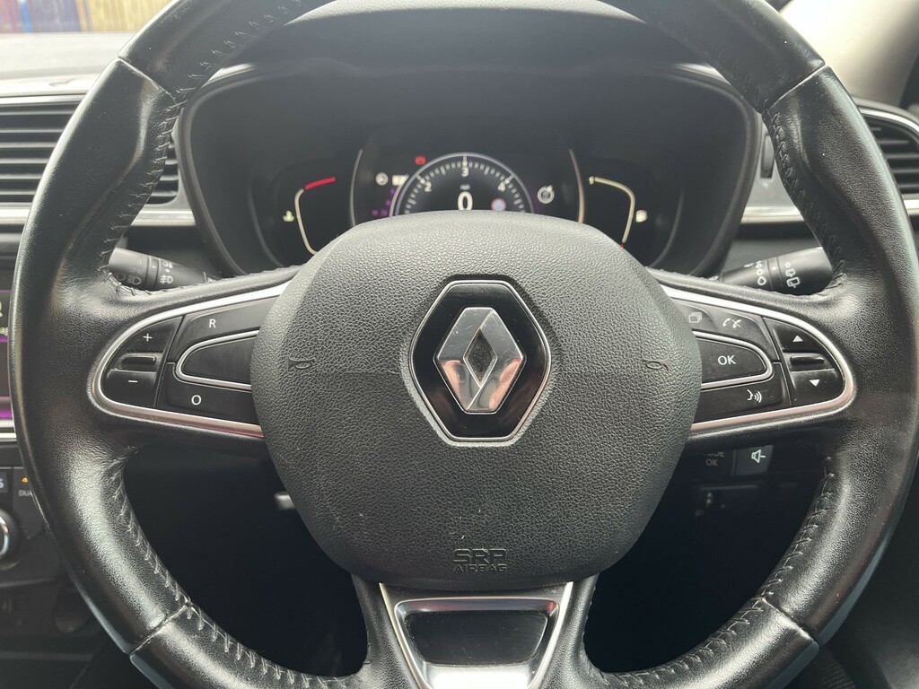 Renault Kadjar 1.5 Signature Nav Dci Red #21