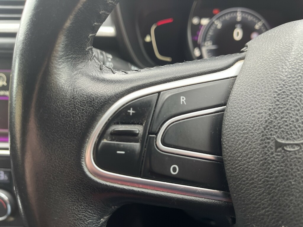 Renault Kadjar 1.5 Signature Nav Dci Red #22