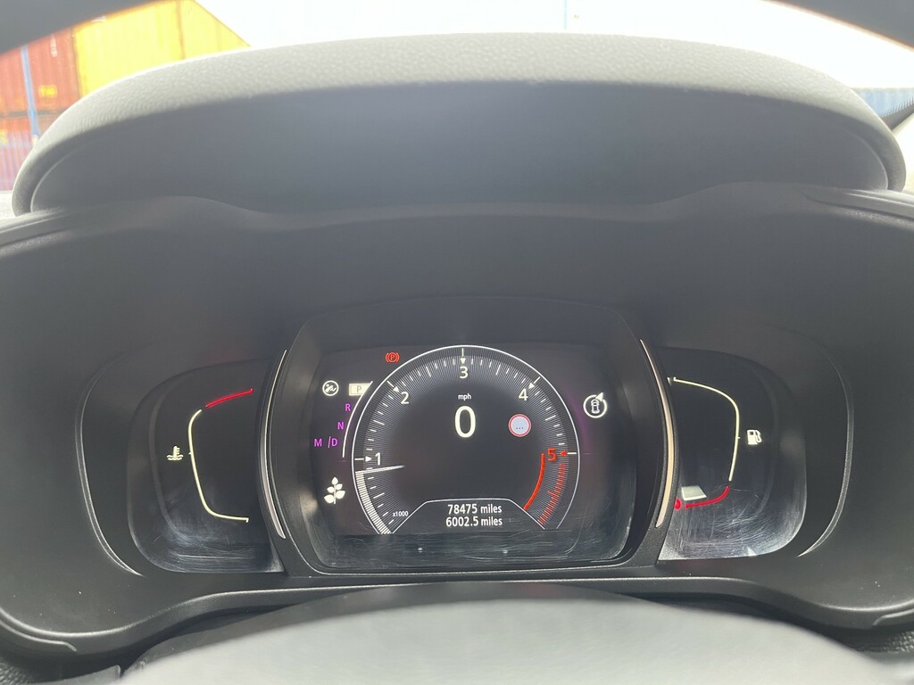 Renault Kadjar 1.5 Signature Nav Dci Red #13