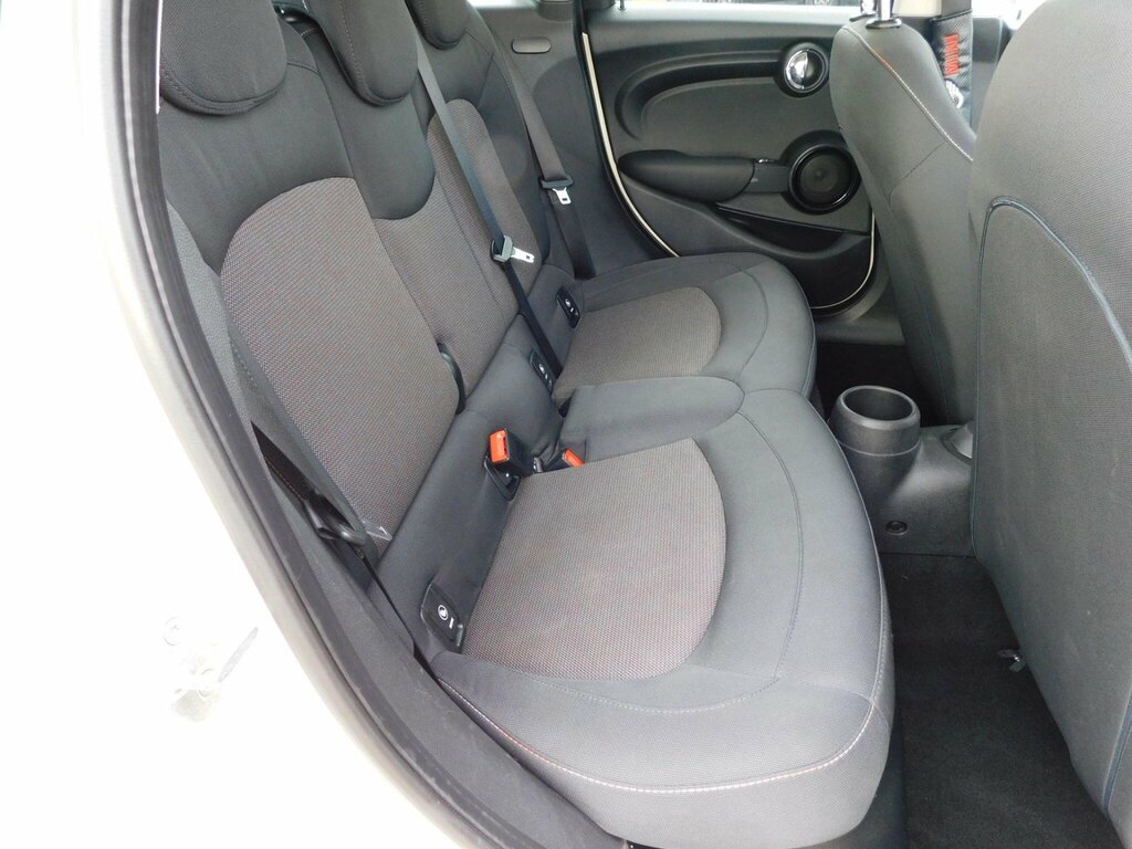 Mini Hatch S 2.0D Chili Pack Media XL 17In Alloys Black #14
