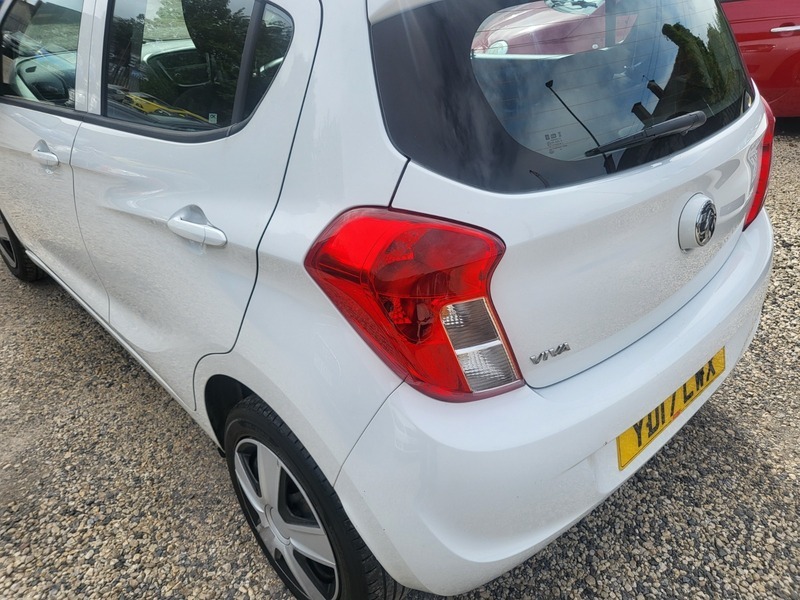 Vauxhall Viva 1.0I Se Euro 6 Green #19