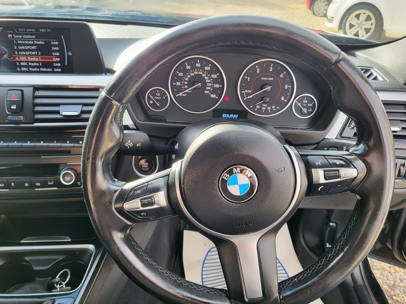 BMW 3 Series 320D Xdrive M Sport Black #4