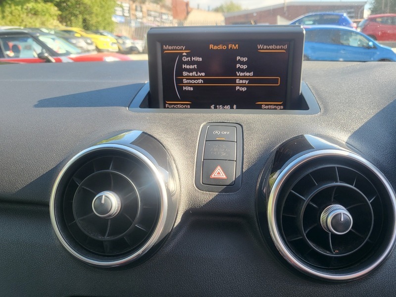Audi A1 Tdi S Line Red #3