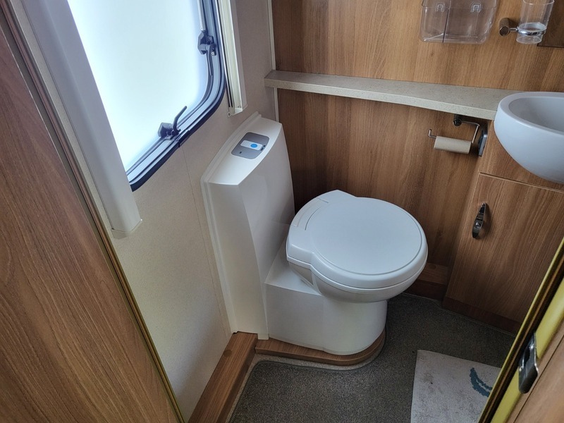 Fiat Ducato 33 B B C White #19